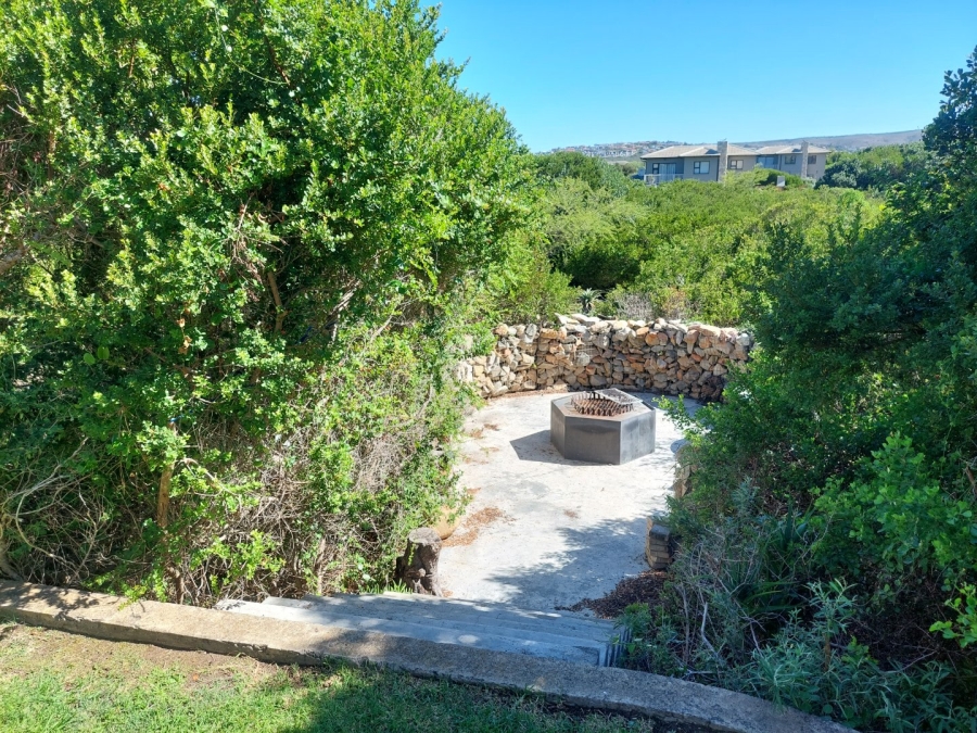 4 Bedroom Property for Sale in Hartenbos Landgoed Western Cape